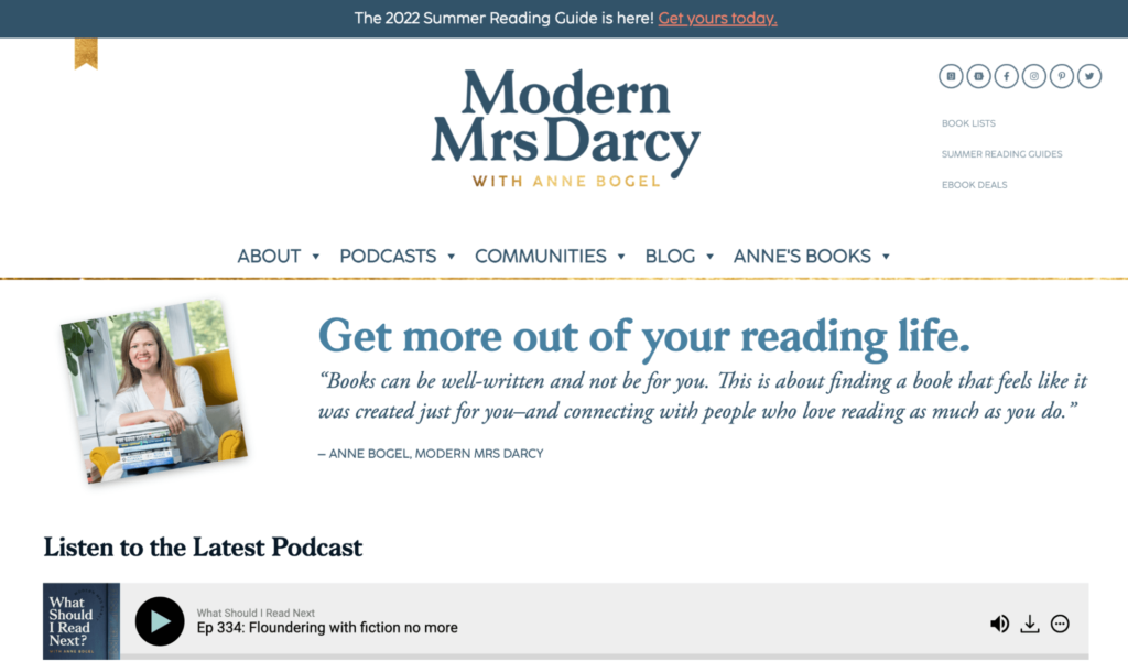 Modern Mrs. Darcy website screenshot